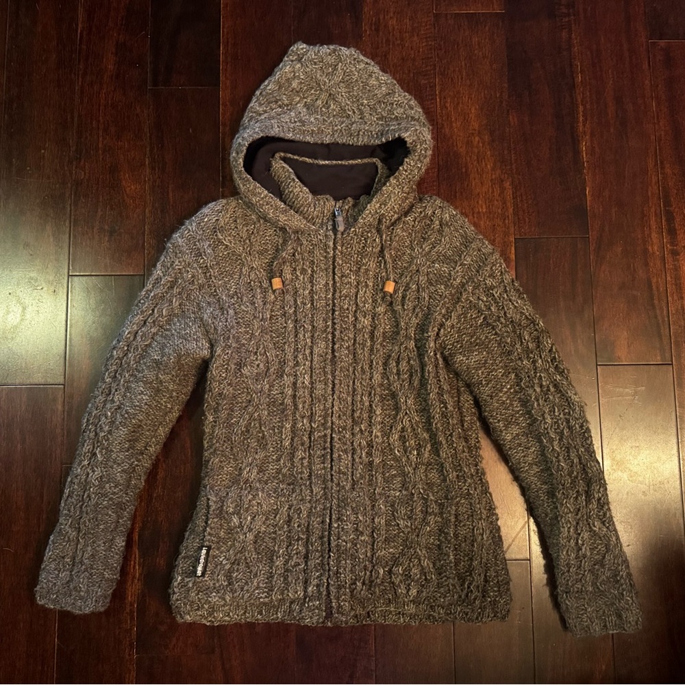 Glasgow Sweater by Laundromat Stuff / Lost Horizons